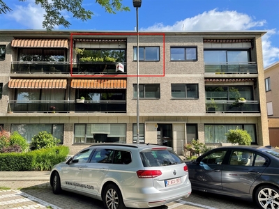 Gezellig appartement met 2 slaapkamers, terras en garagebox.